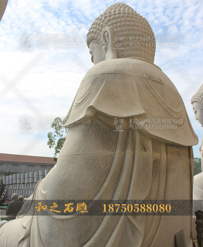 石雕坐式如來(lái)佛