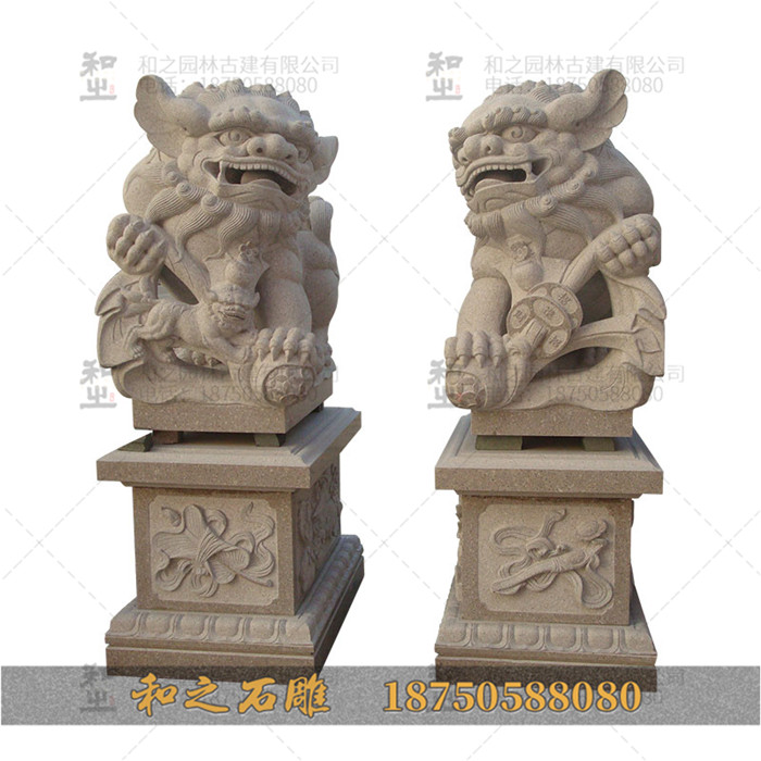 獅子石雕像
