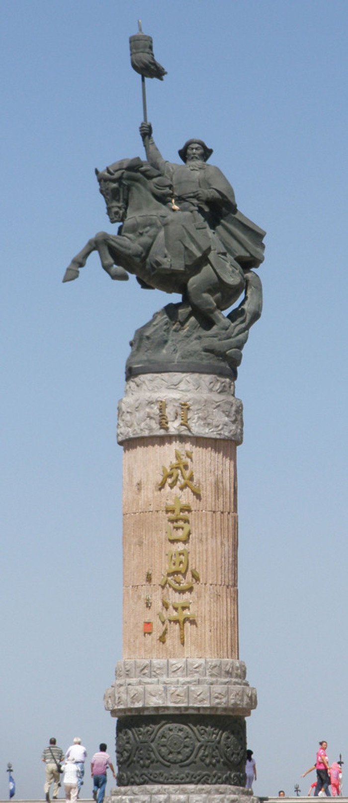 成吉思汗雕塑像