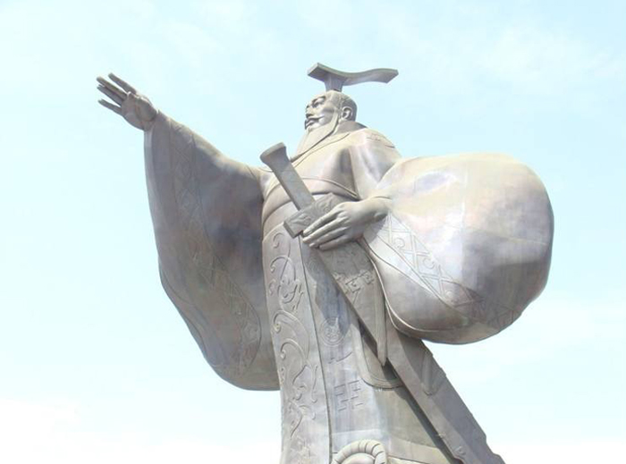 漢武帝雕像