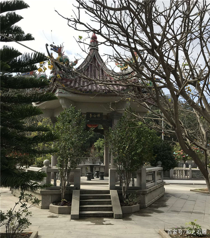 石雕涼亭