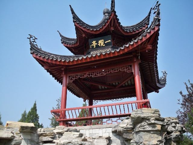 景觀石亭子