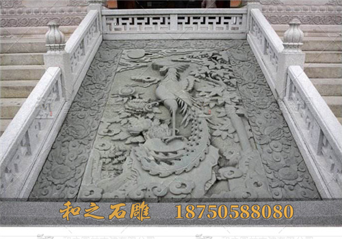 寺廟臺(tái)階地雕