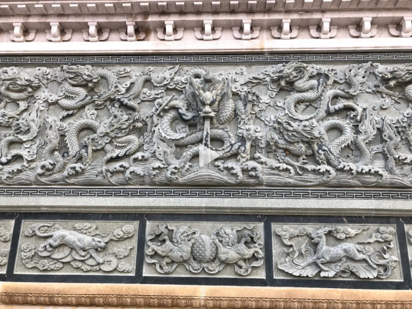 浮雕龍璧 浮雕龍璧